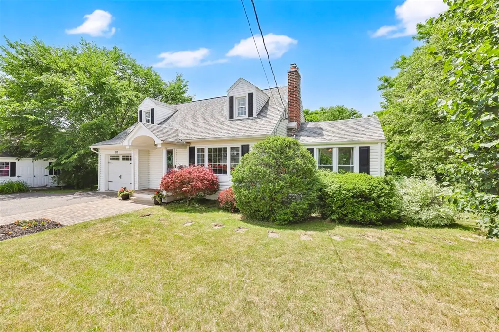 378 Roosevelt Ave, Springfield, MA 01118 - #1