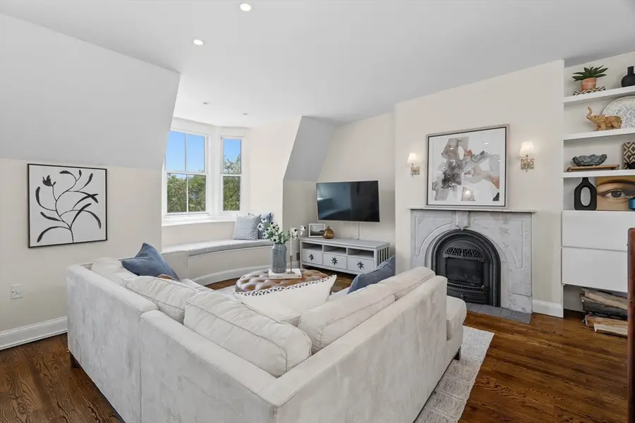 7 Concord Sq #4, Boston, MA 02118 - #2