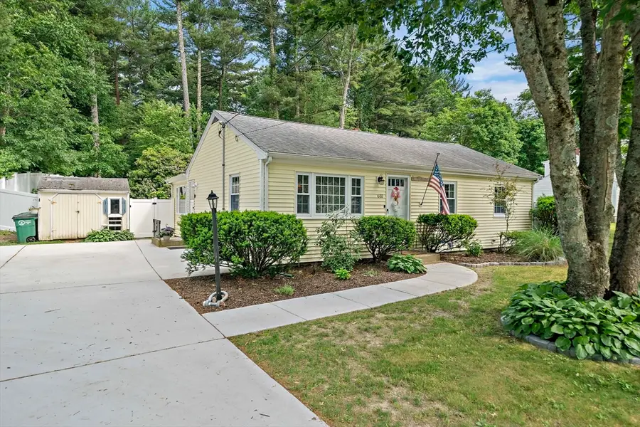 610 Center St, Pembroke, MA 02359 - #2