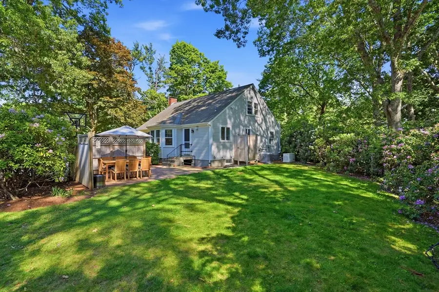 32 Wadsworth Rd, Duxbury, MA 02332 - #2