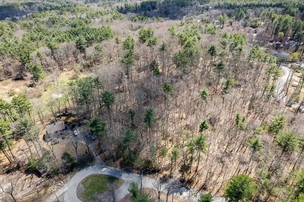 13 Whipple Woods Road, Gloucester, MA 01930