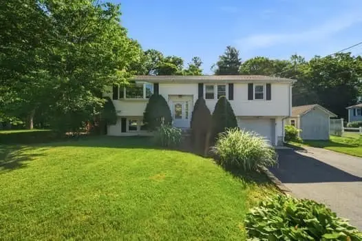 115 Arrowhead Dr, Bridgewater, MA 02324 - #1