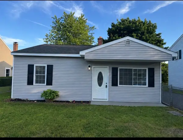 27 Dubois St, Springfield, MA 01151