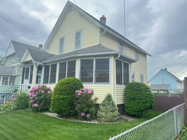 15 Bristol St, Ludlow, MA 01056