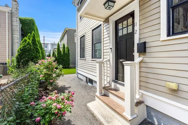 11 8th #2, Cambridge, MA 02141