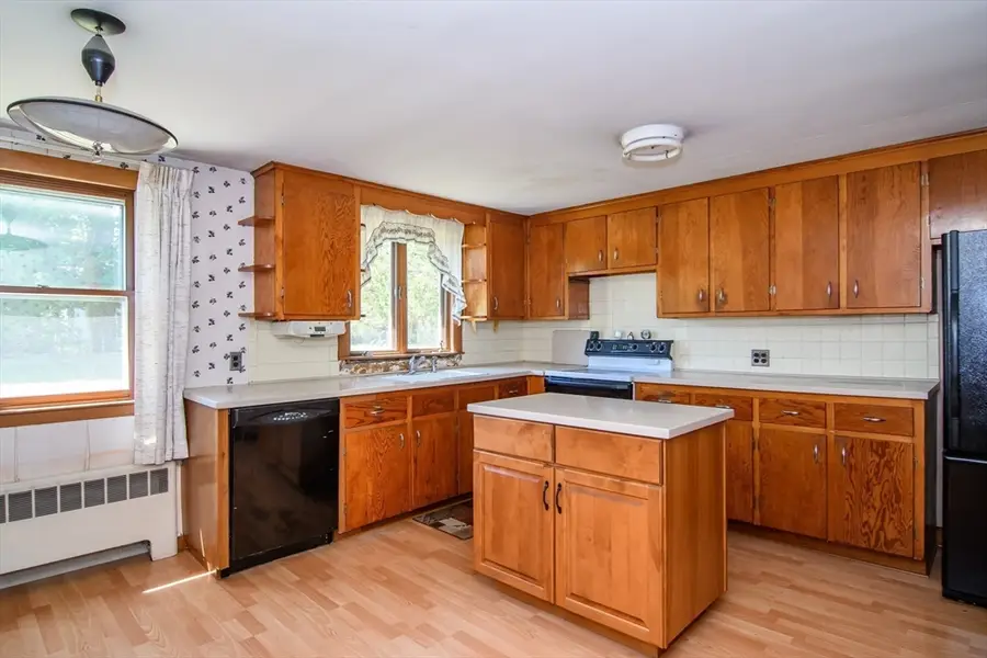 4 Hickory Rd, Natick, MA 01760 - #3