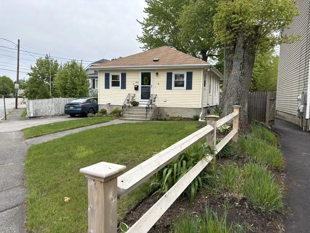 353 Massasoit, East Providence, RI 02914 - #1