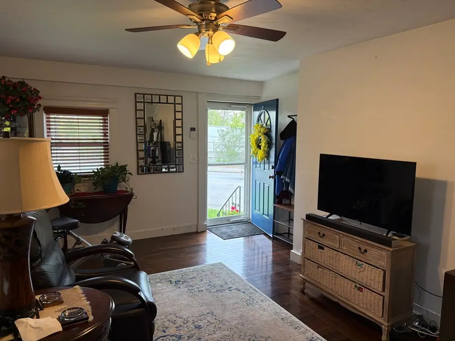 353 Massasoit, East Providence, RI 02914 - #2