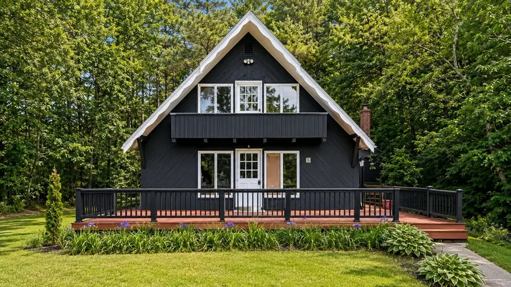 16 Douglas Dr, Ayer, MA 01432 - #1