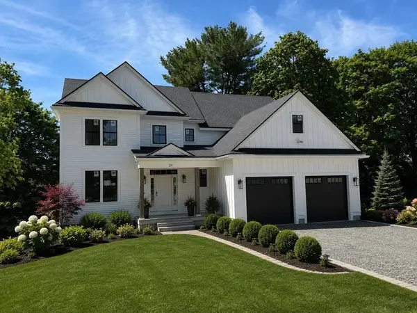 29 Cox Street, Hudson, MA 01749