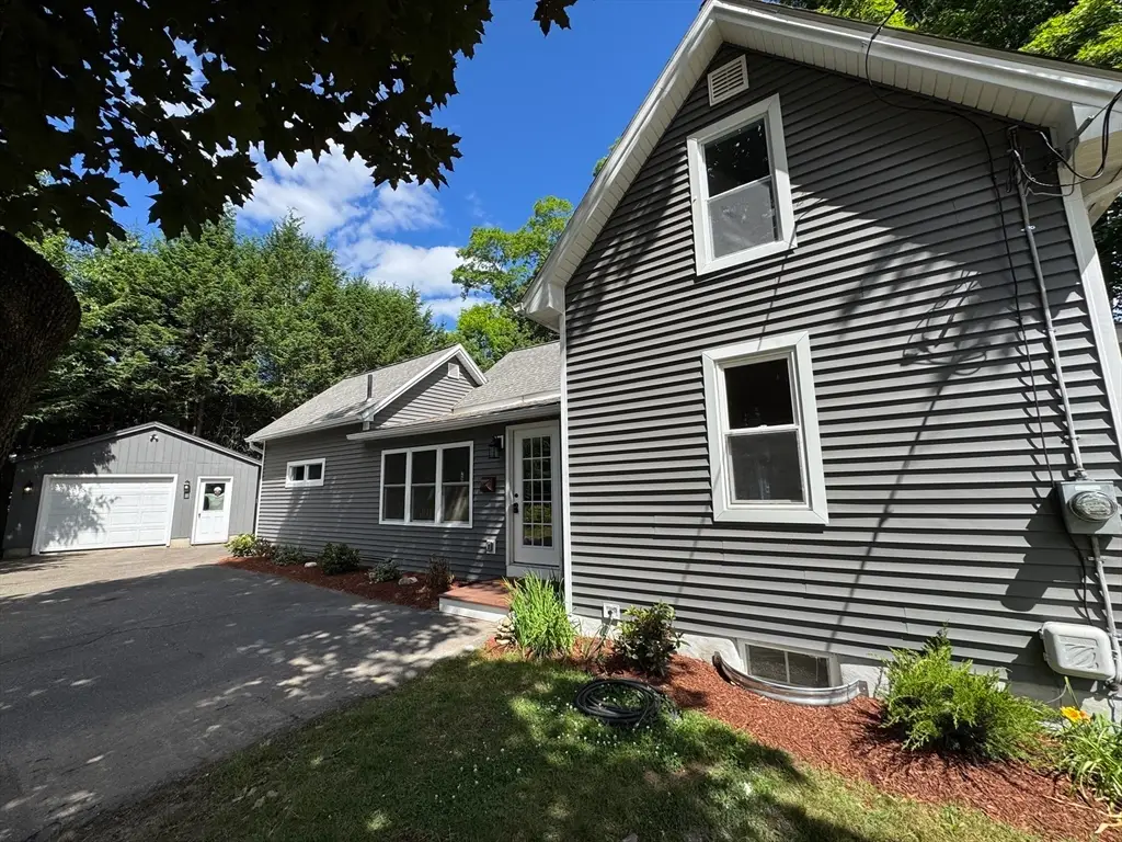 208 N Elm St, Northampton, MA 01060 - #1
