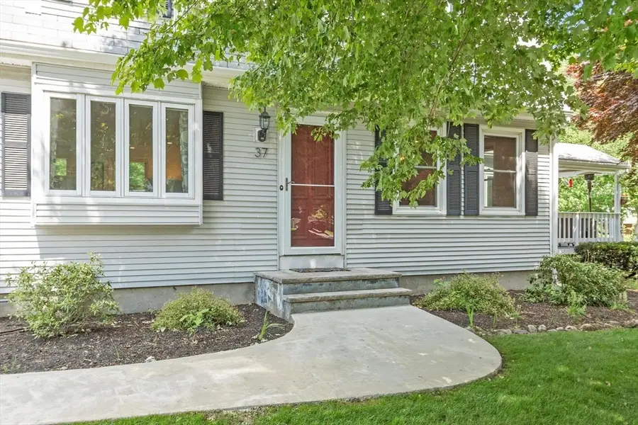37 Newtown Rd, Acton, MA 01720 - #3