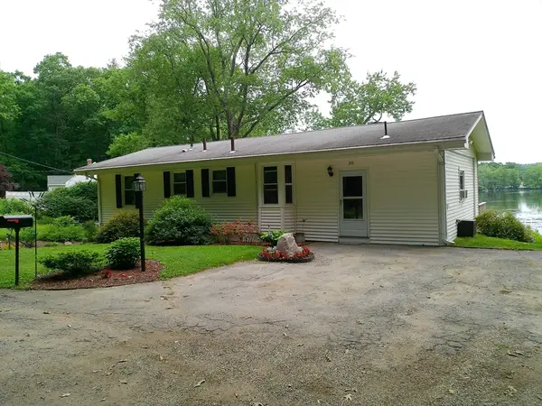 20 Forest St, Oxford, MA 01540