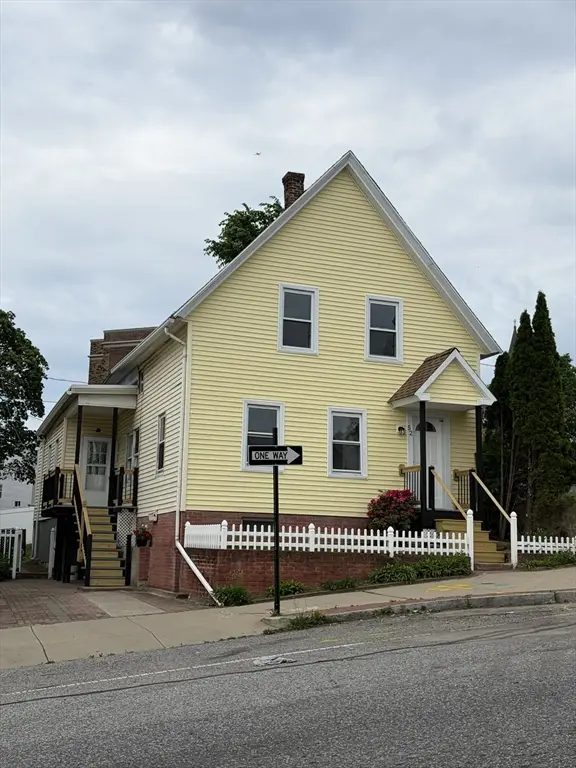 52 Harrison St, Worcester, MA 01604 - #1