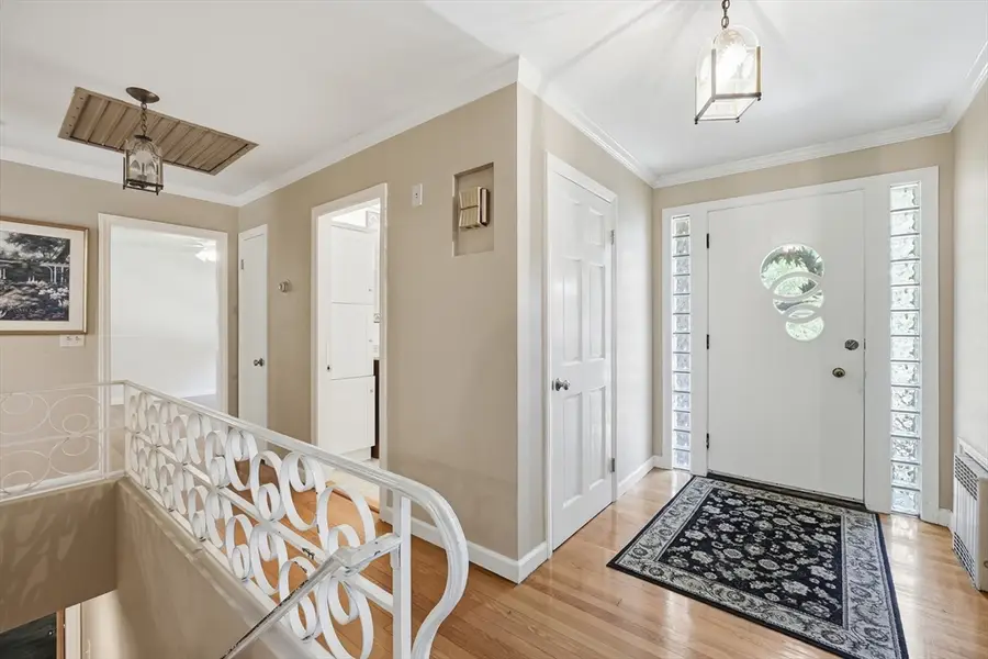 22 Maxdale Rd, Worcester, MA 01602 - #2