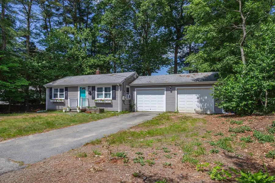31 Acorn St, Middleboro, MA 02346 - #3