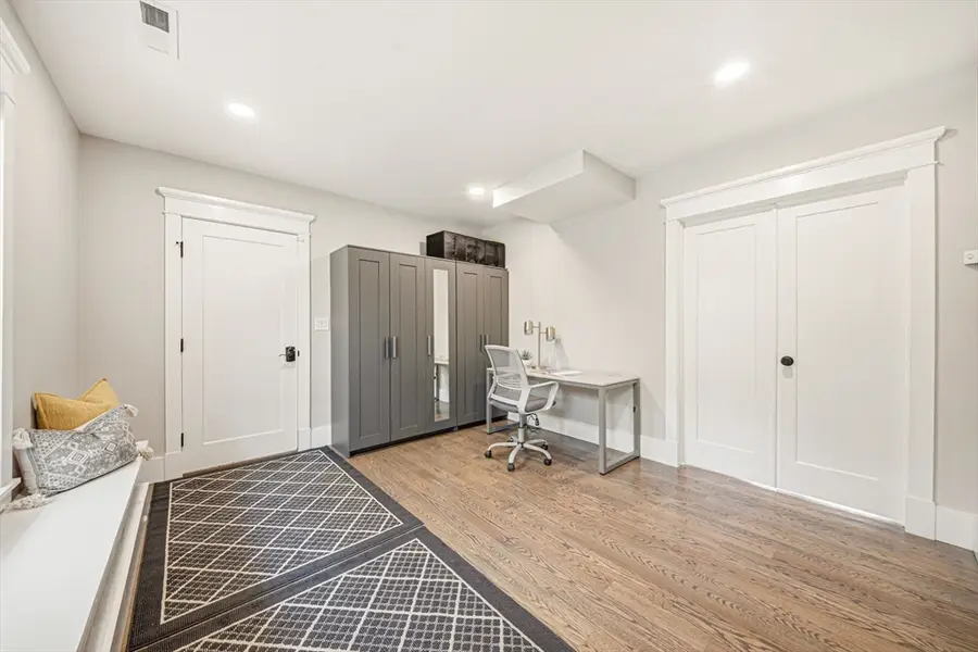 4 Boynton St #1, Waltham, MA 02453 - #3