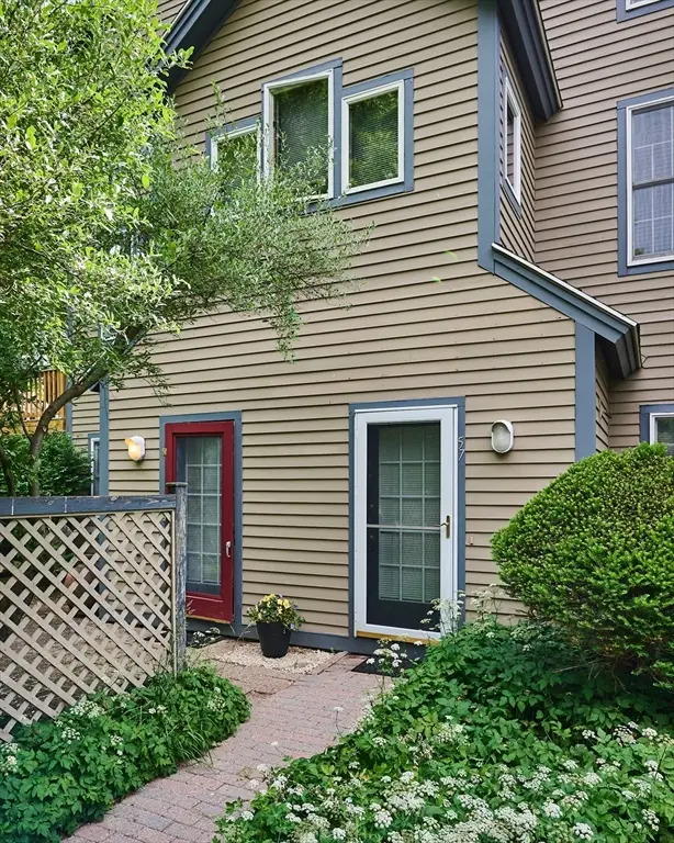57 Amity Pl #57, Amherst, MA 01002 - #2