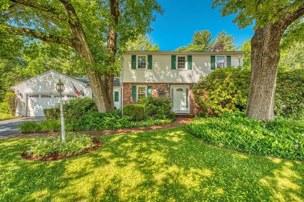 21 Tosca Drive, Brockton, MA 02301 - #1