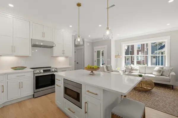 40 Lyons Street #40, Quincy, MA 02169