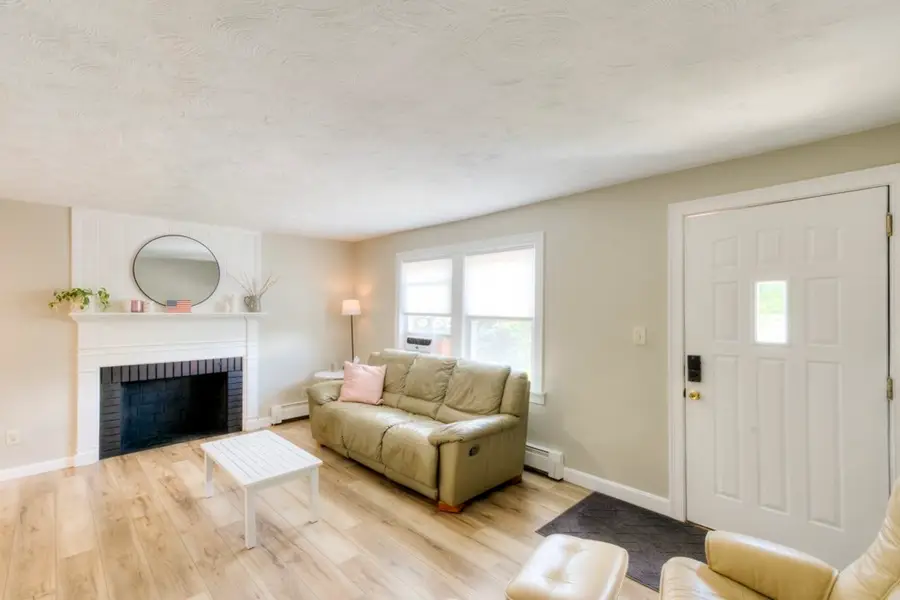 154 Boylston Street, Shrewsbury, MA 01545 - #2