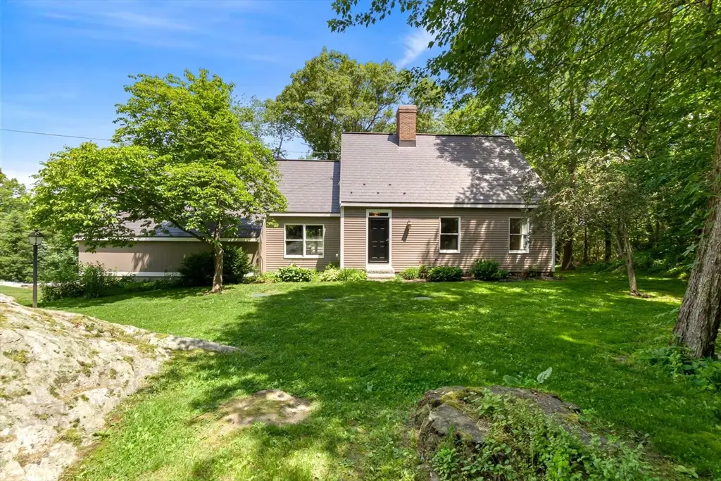 32 School St, Newbury, MA 01922 - #1