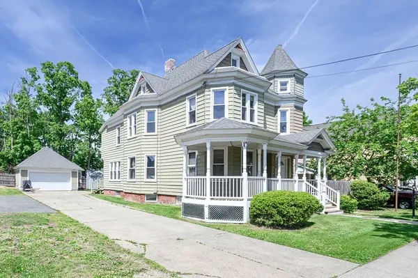 130 Berkshire St, Springfield, MA 01151