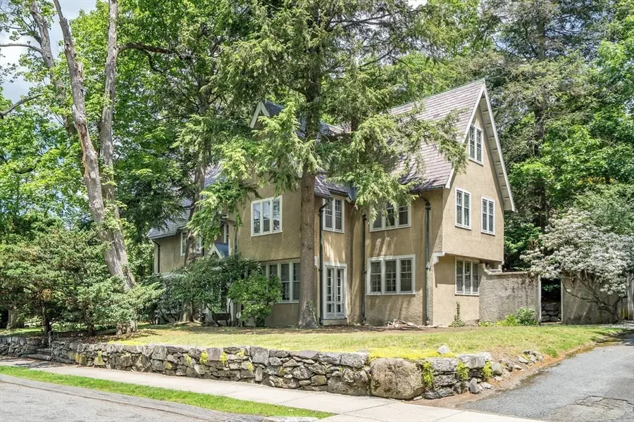 128 Dudley St, Brookline, MA 02445 - #2