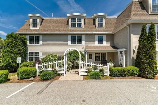 3 Pirmi Ln #1, Gloucester, MA 01930
