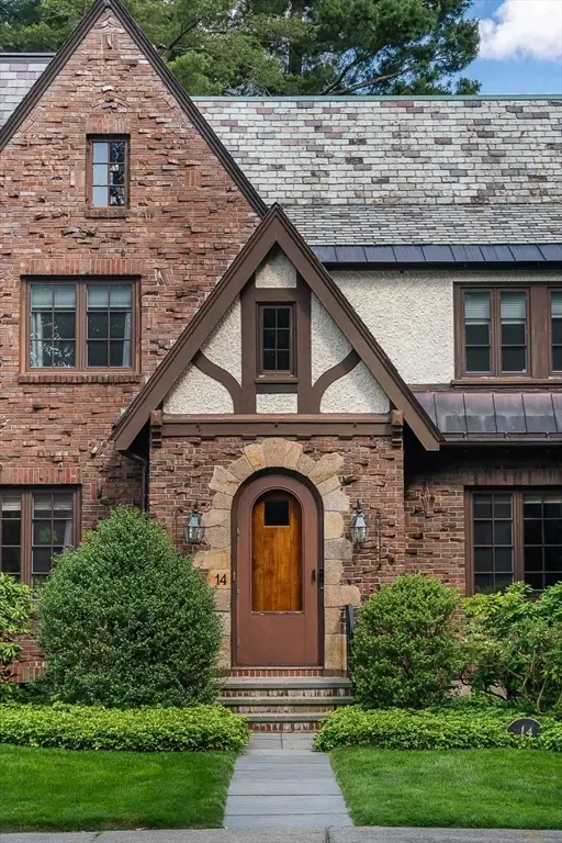 14 Homestead, Newton, MA 02468 - #2
