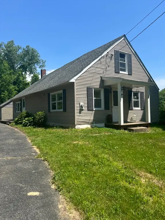 19 Greenwich Plains Rd, Ware, MA 01082
