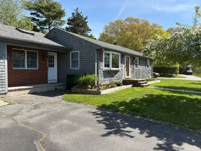 7 Villa Avenue, Swansea, MA 02777 - #2