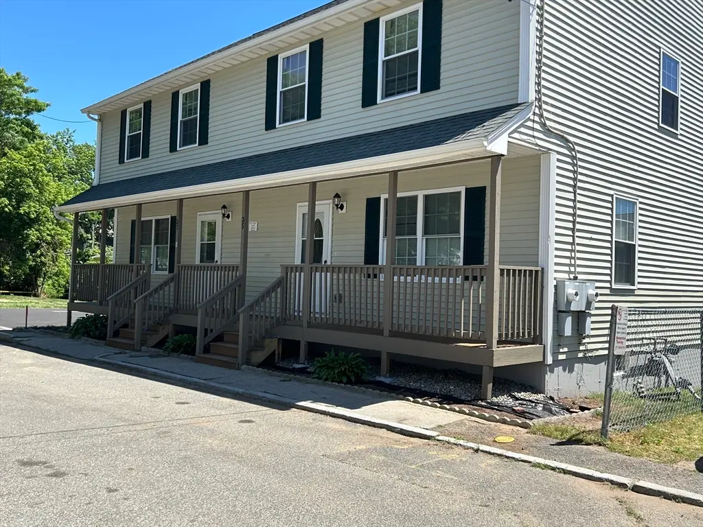 35-37 Pine St Court, Springfield, MA 01105 - #1