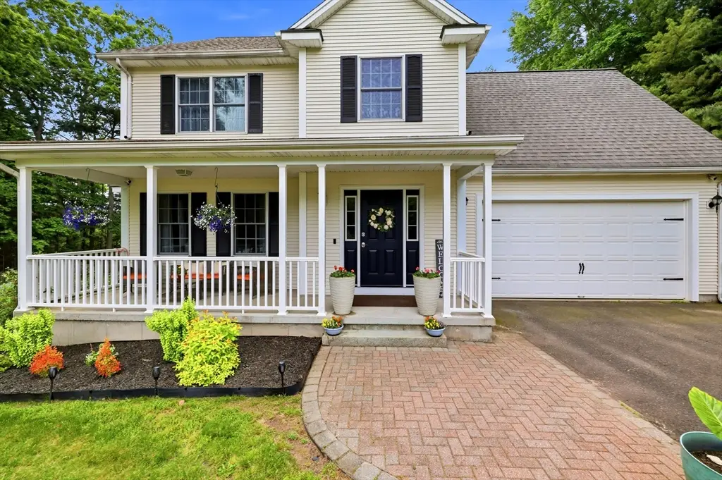 17 Homestead St, Palmer, MA 01069 - #1