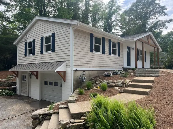 76 Sippewissett Rd, Falmouth, MA 02540
