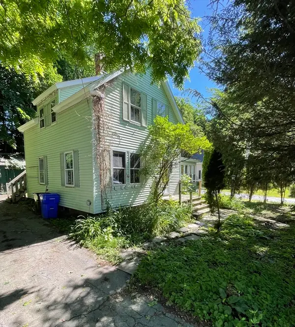 38 Fredonian St, Shirley, MA 01464
