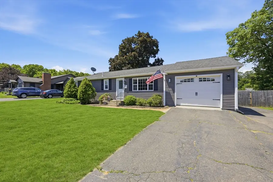 303 College St, Chicopee, MA 01020 - #3