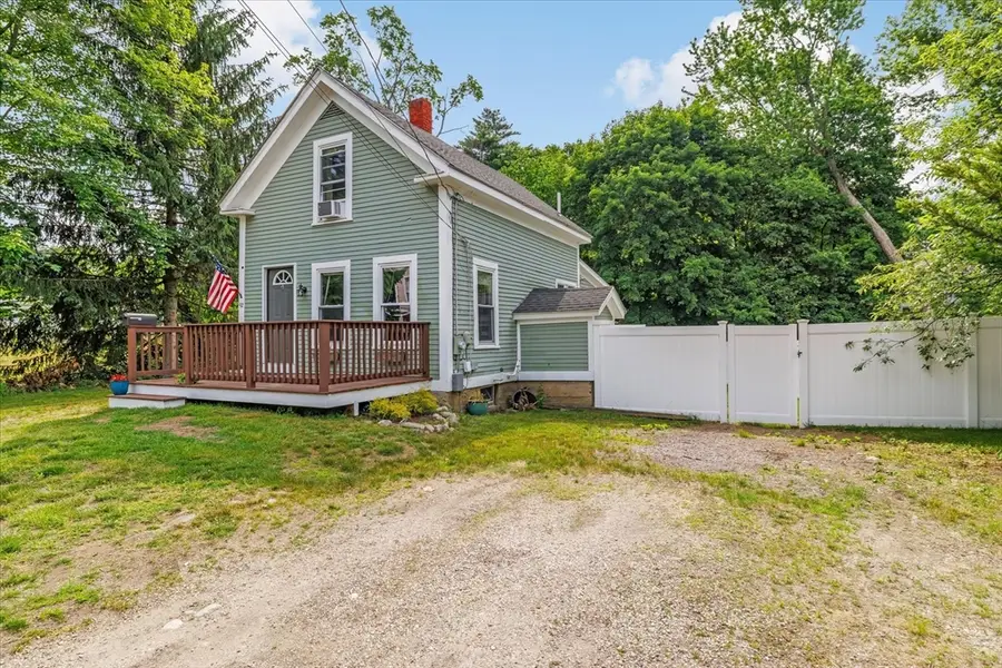 92 Oak Ave, Athol, MA 01331 - #2