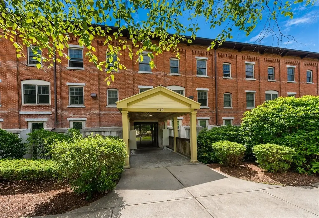 540 Main St #101, Clinton, MA 01510 - #1