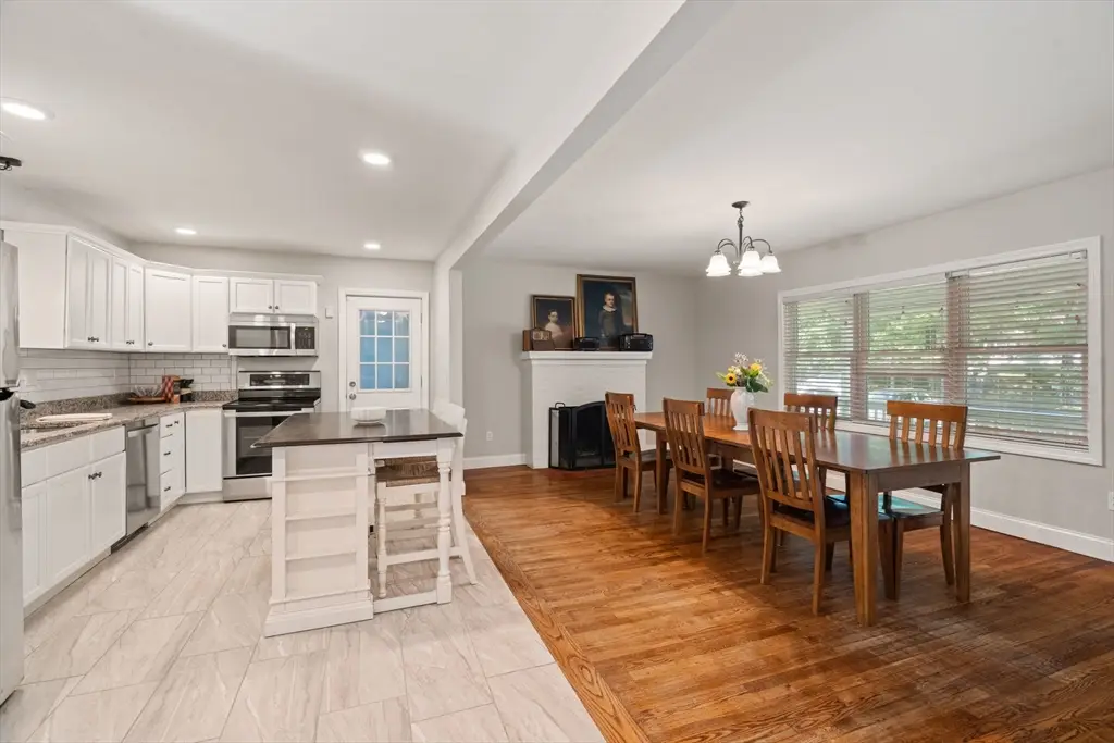 380 Woodward Ave, Seekonk, MA 02771 - #1