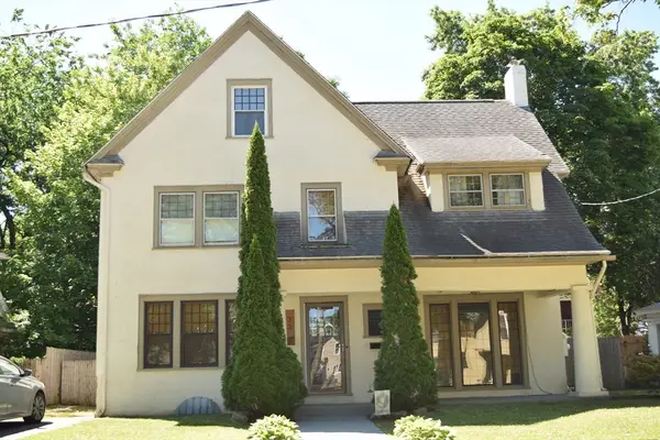 33 Stratford Terrace, Springfield, MA 01108