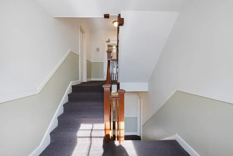 56 Elm #10, Worcester, MA 01609 - #3