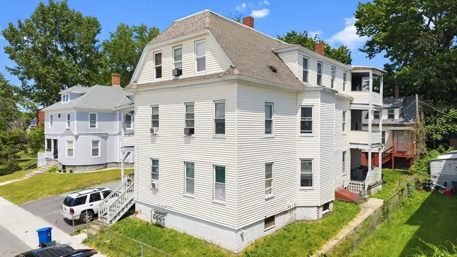 5.5 & 7 Winslow St, Worcester, MA 01609 - #3