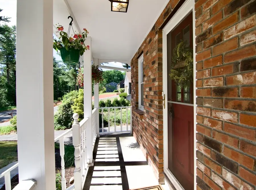 326 Flynt St, Palmer, MA 01069 - #3