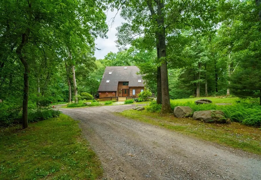 285 Jacob St, Seekonk, MA 02771 - #3