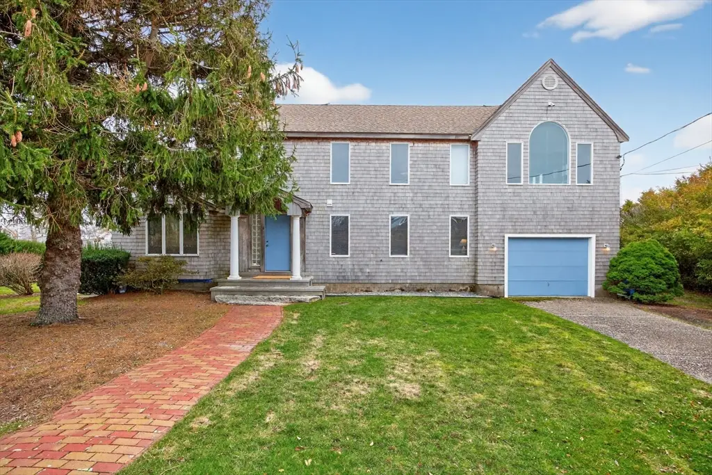 15 Hedge Lane, Falmouth, MA 02540 - #1
