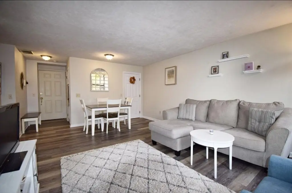325 Plantation St #213, Worcester, MA 01604 - #1
