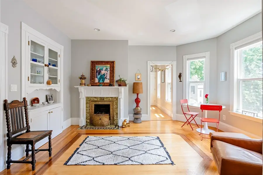 25 Banks St #2, Somerville, MA 02144 - #2