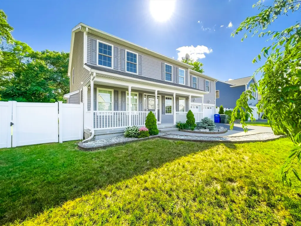 210 Naismith St, Springfield, MA 01104 - #1