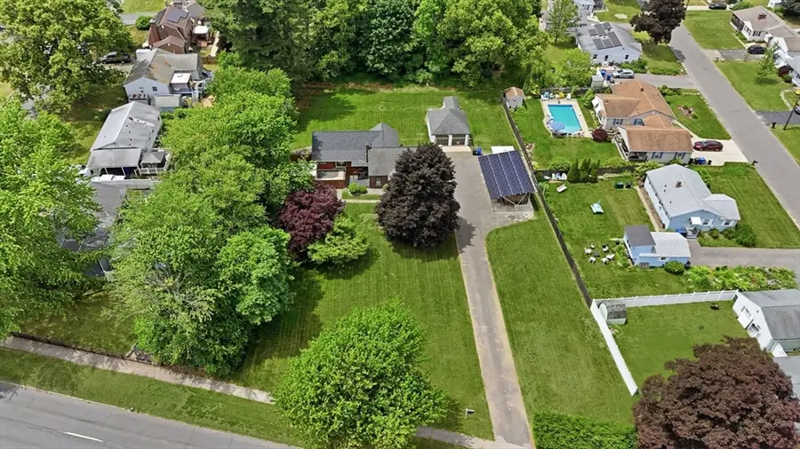 958 Parker St, Springfield, MA 01129 - #3
